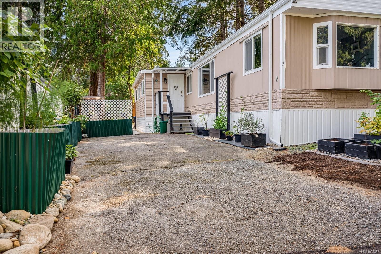 7 1247 Arbutus Rd, Parksville, British Columbia  V9P 1R4 - Photo 30 - 1025337