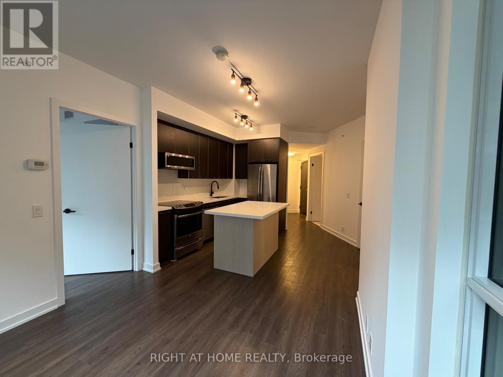 522 - 10 Park Lawn Road, Toronto, Ontario  M8V 0H9 - Photo 16 - W12641790