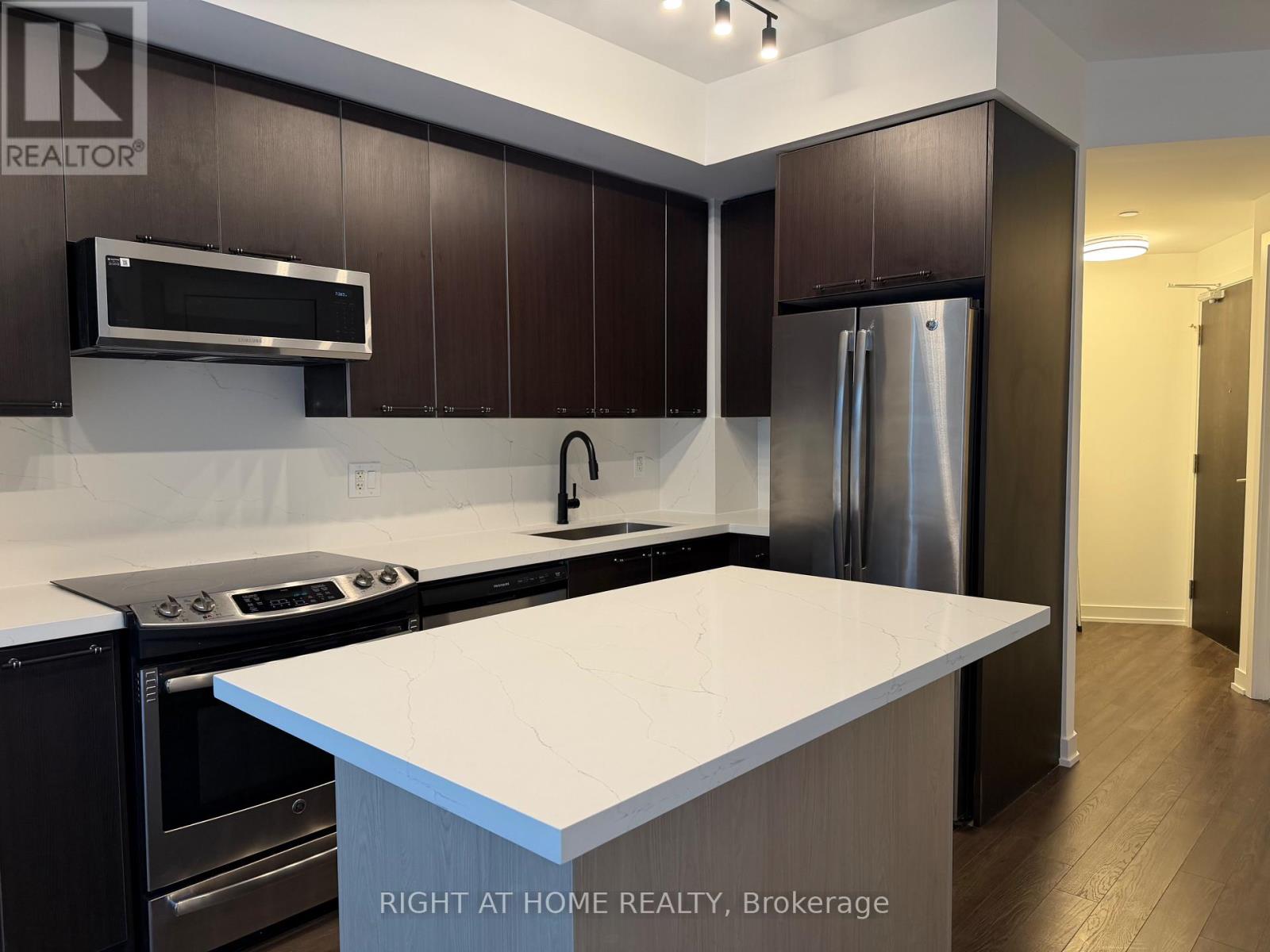 522 - 10 Park Lawn Road, Toronto, Ontario  M8V 0H9 - Photo 8 - W12641790