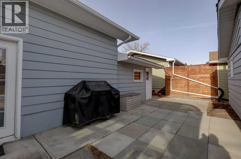 36 Glenview Drive Sw, Calgary, Alberta  T3E 4H5 - Photo 33 - A2281998