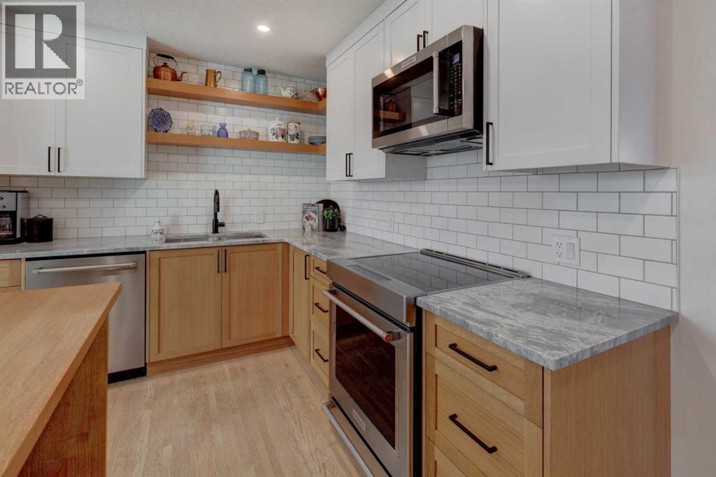 36 Glenview Drive Sw, Calgary, Alberta  T3E 4H5 - Photo 9 - A2281998