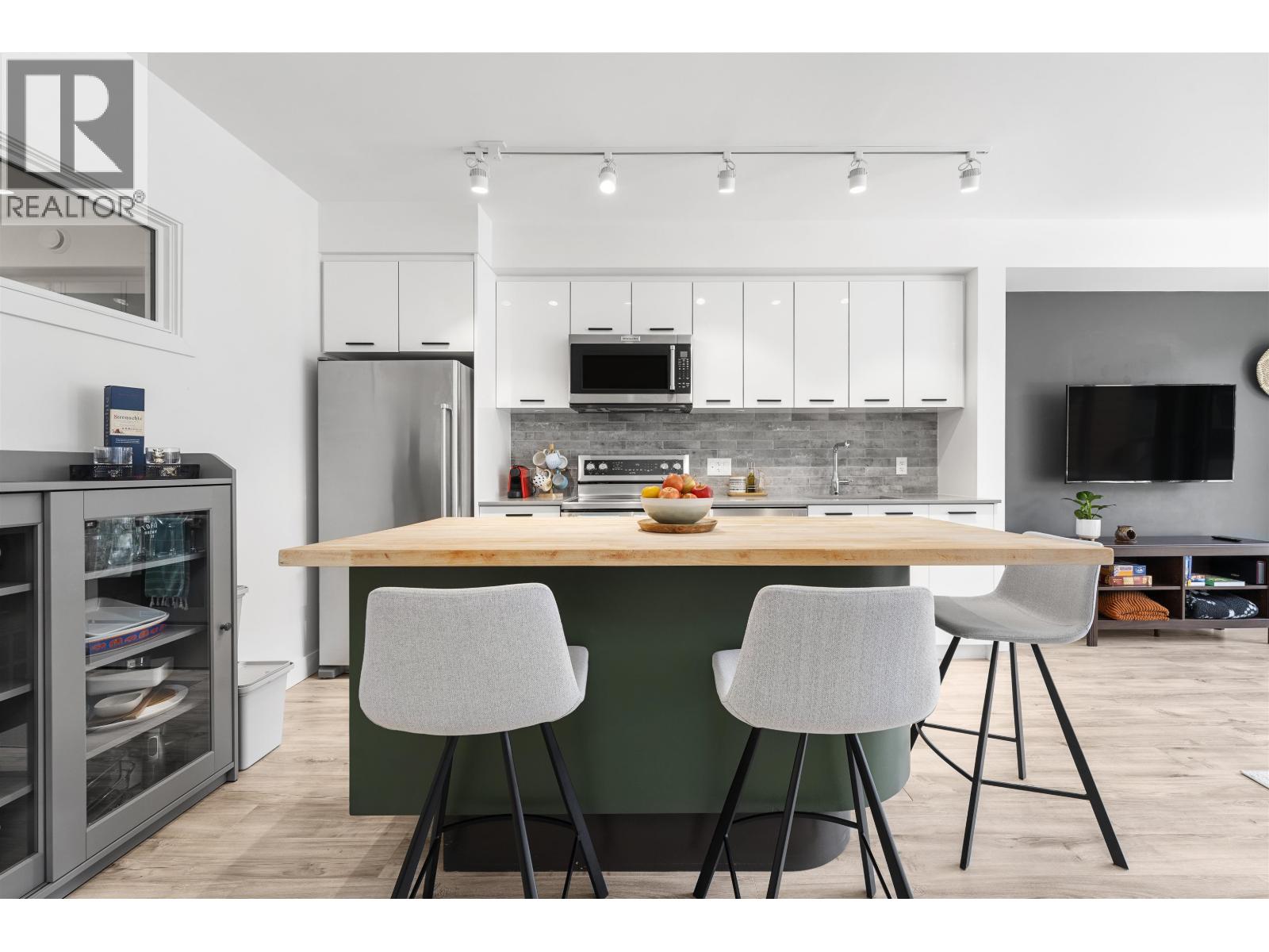 509 38013 Third Avenue, Squamish, British Columbia  V8B 0Z8 - Photo 3 - R3087627