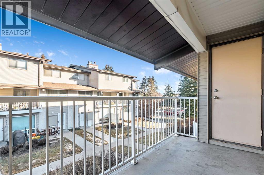 423, 200 Brookpark Drive Sw, Calgary, Alberta  T2W 3E5 - Photo 17 - A2277227