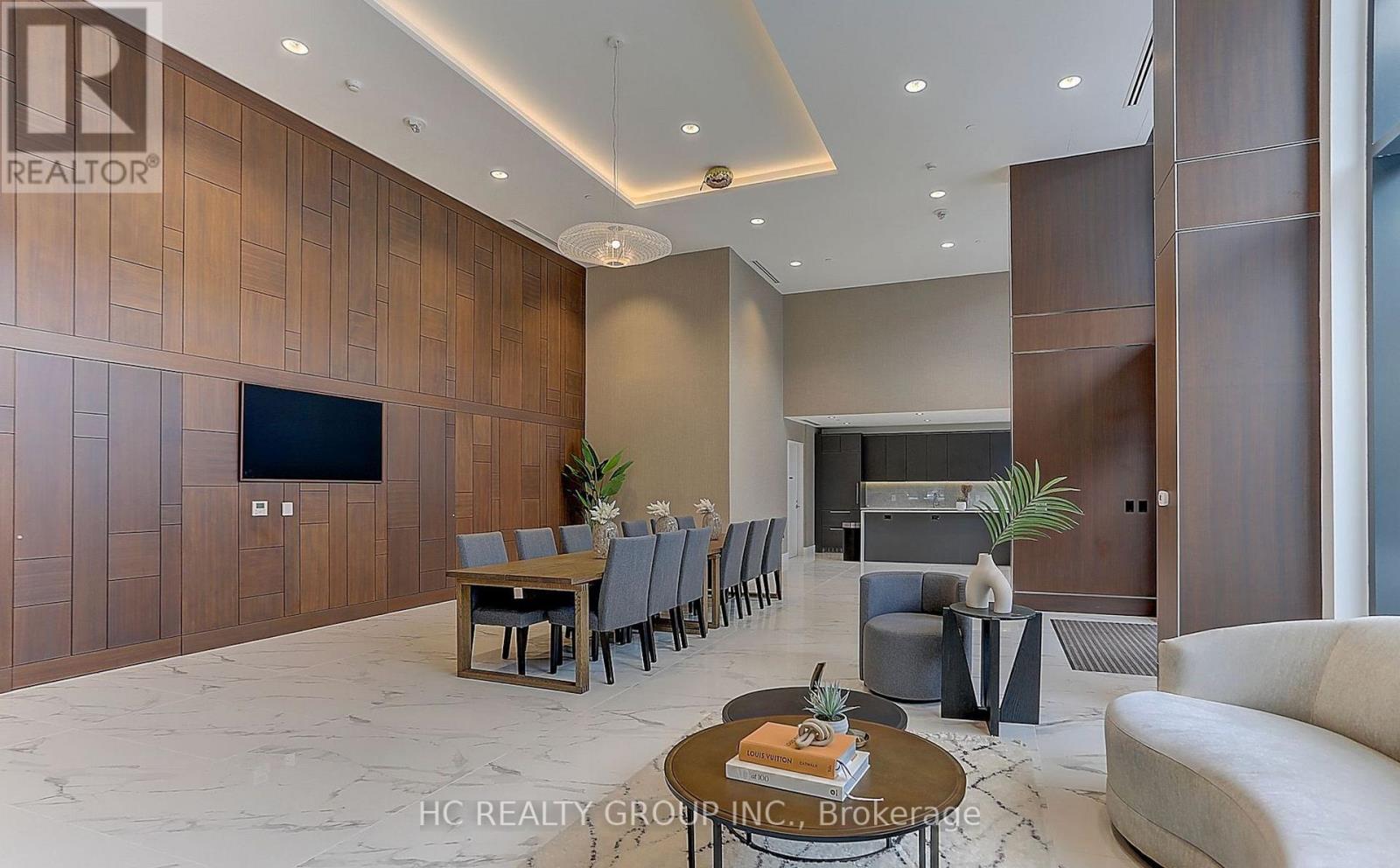 2215 - 95 Mcmahon Drive, Toronto, Ontario  M5K 0H2 - Photo 3 - C12768144