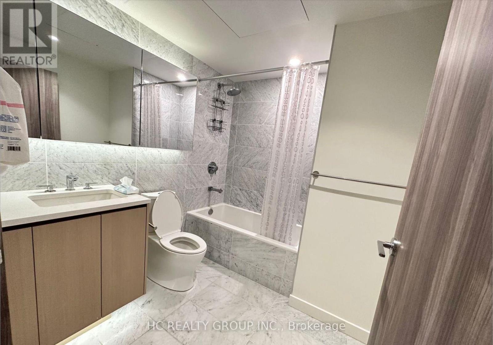 2215 - 95 Mcmahon Drive, Toronto, Ontario  M5K 0H2 - Photo 6 - C12768144