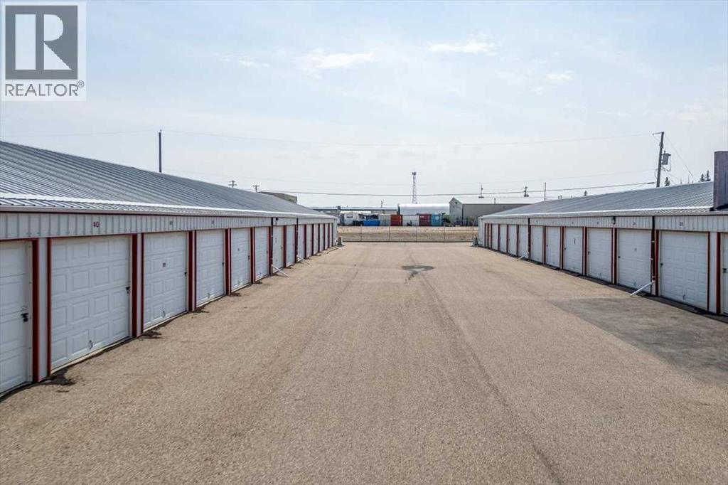 89 Poplar Street, Rural Red Deer County, Alberta  T4E 1B4 - Photo 40 - A2232065