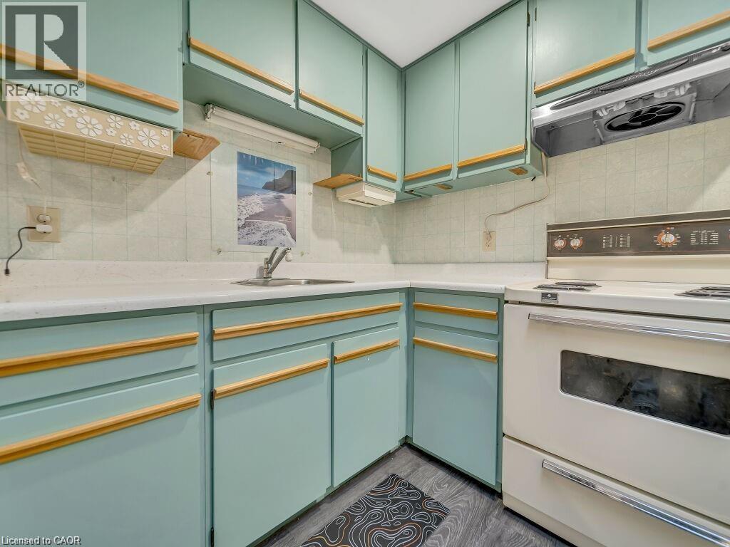 34 Belwood Crescent, Kitchener, Ontario  N2C 1Z3 - Photo 10 - 40803699