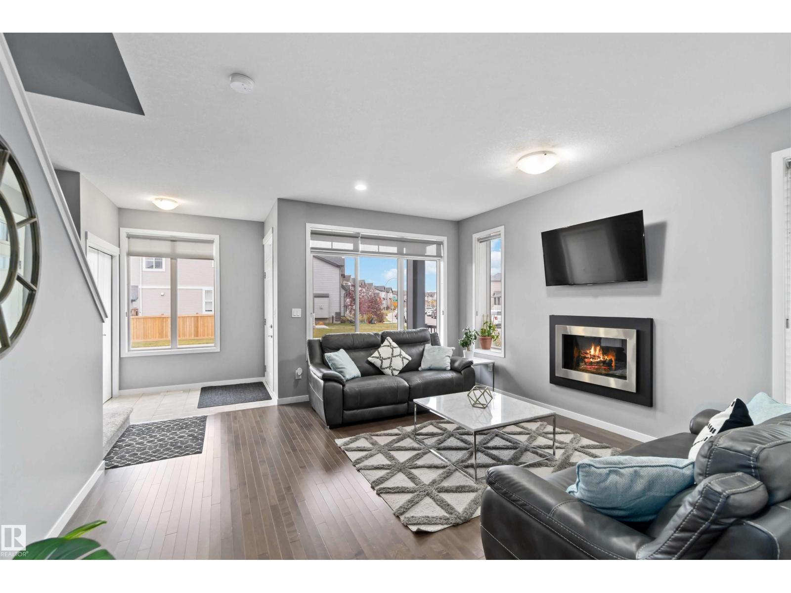 17816 59 St Nw, Edmonton, Alberta  T5Y 0W8 - Photo 4 - E4463243