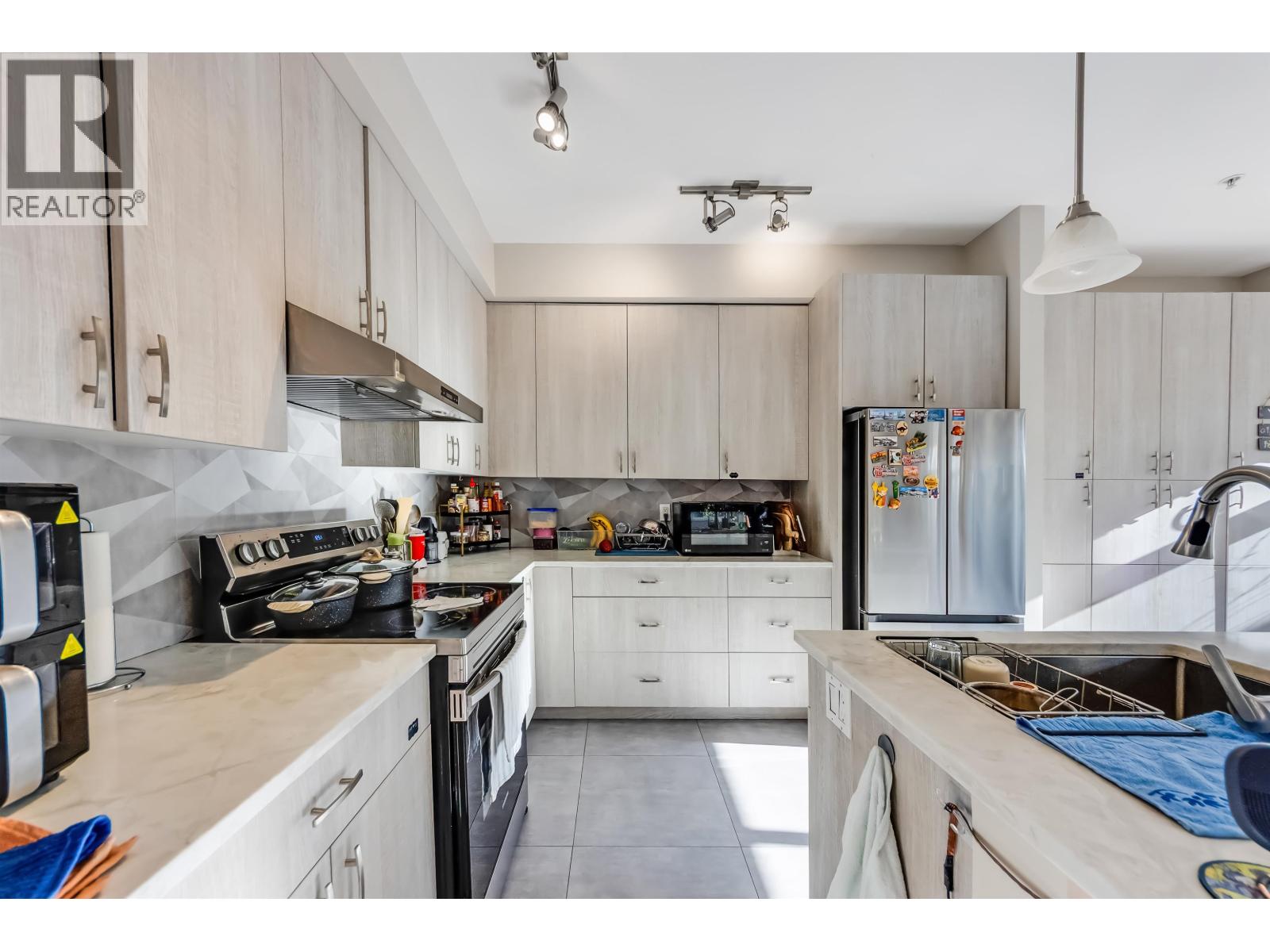 888 W 58th Avenue, Vancouver, British Columbia  V6P 6Y3 - Photo 14 - R3087373