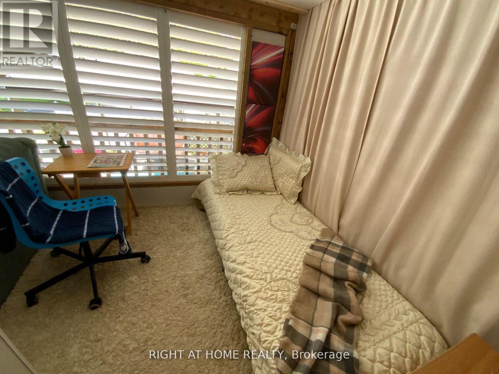 3 Woody Way Boulevard E, Georgina, Ontario  L0E 1N0 - Photo 17 - N12768120