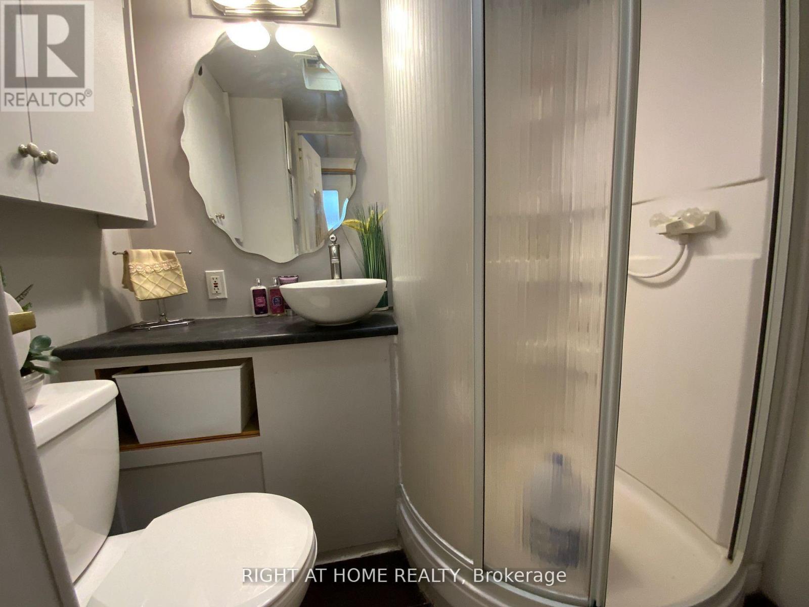 3 Woody Way Boulevard E, Georgina, Ontario  L0E 1N0 - Photo 19 - N12768120