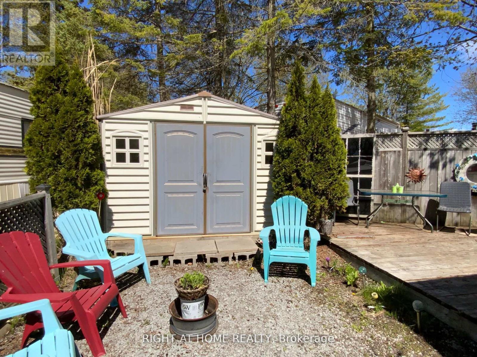 3 Woody Way Boulevard E, Georgina, Ontario  L0E 1N0 - Photo 4 - N12768120