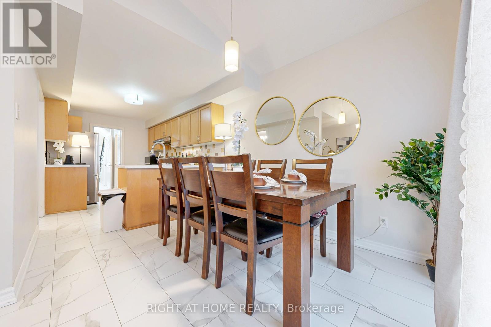 38 Rosanna Crescent, Vaughan, Ontario  L6A 2T3 - Photo 14 - N12768130