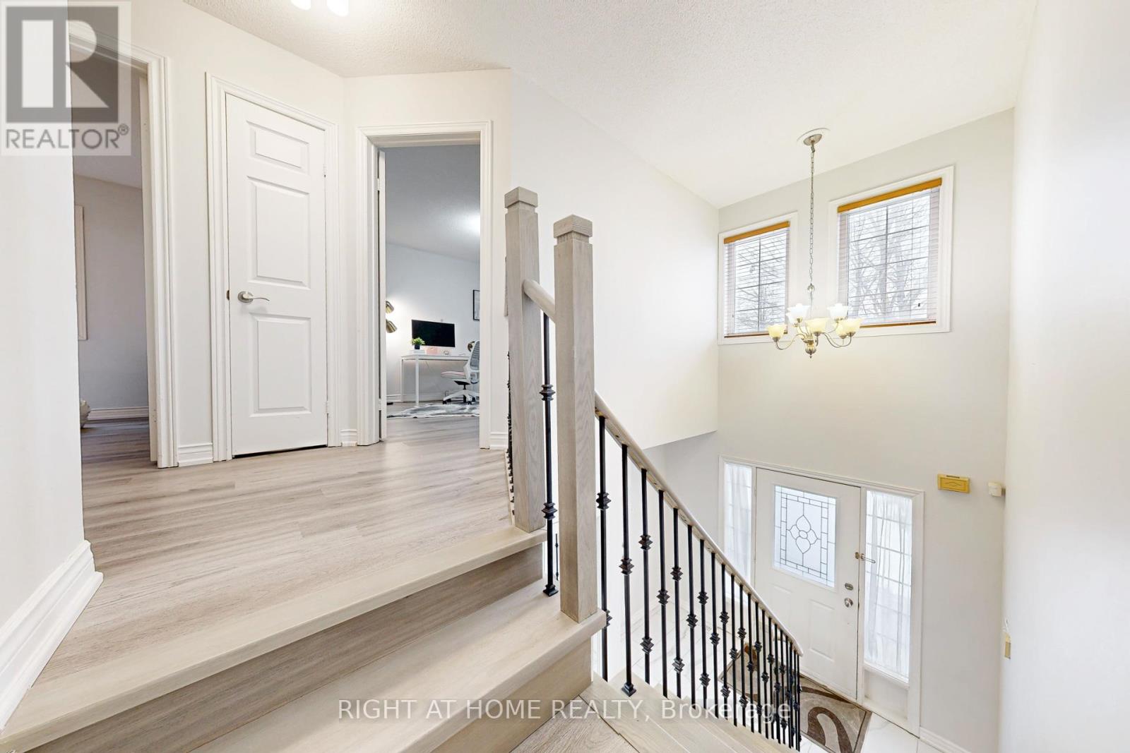 38 Rosanna Crescent, Vaughan, Ontario  L6A 2T3 - Photo 22 - N12768130