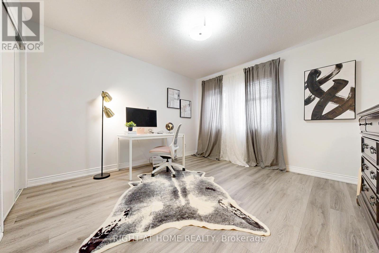 38 Rosanna Crescent, Vaughan, Ontario  L6A 2T3 - Photo 23 - N12768130