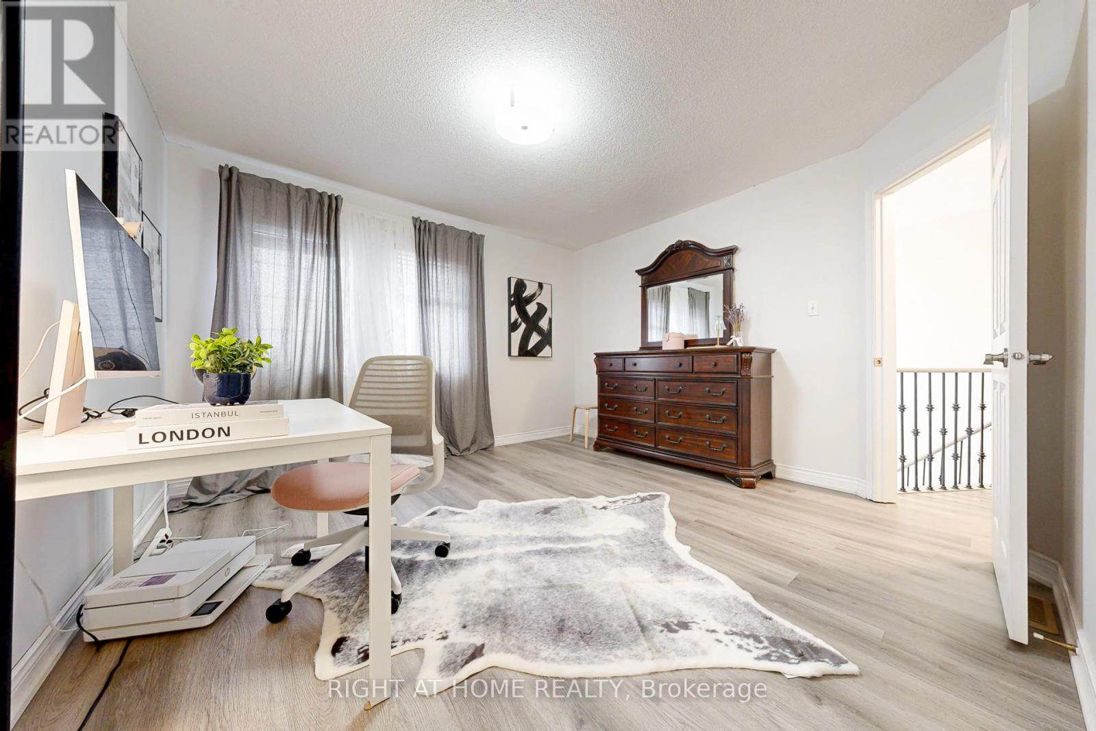 38 Rosanna Crescent, Vaughan, Ontario  L6A 2T3 - Photo 25 - N12768130