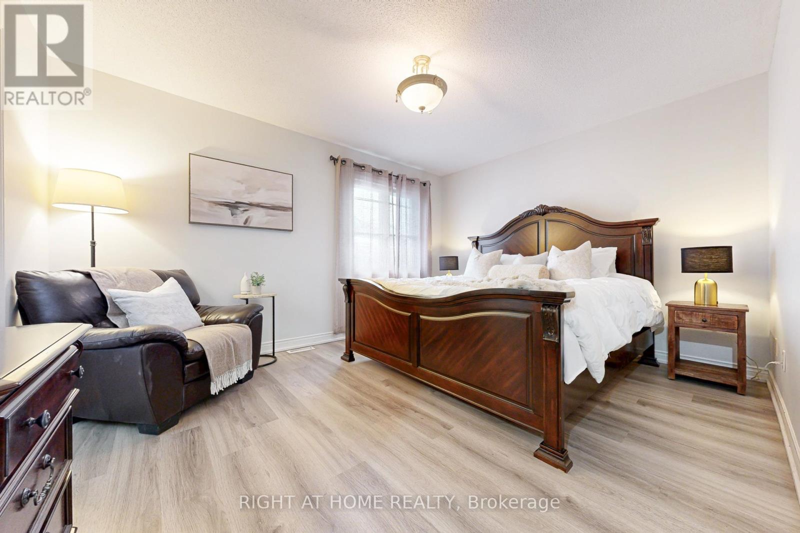 38 Rosanna Crescent, Vaughan, Ontario  L6A 2T3 - Photo 30 - N12768130