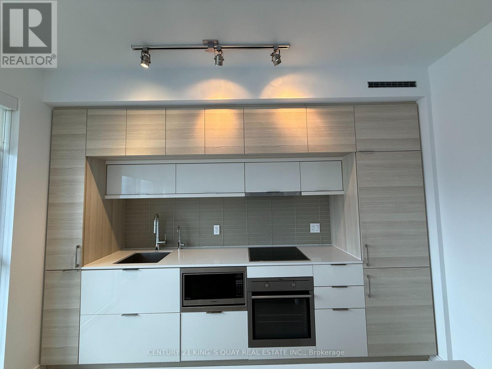 1808 - 88 Scott Street, Toronto, Ontario  M5E 0A9 - Photo 4 - C12766320