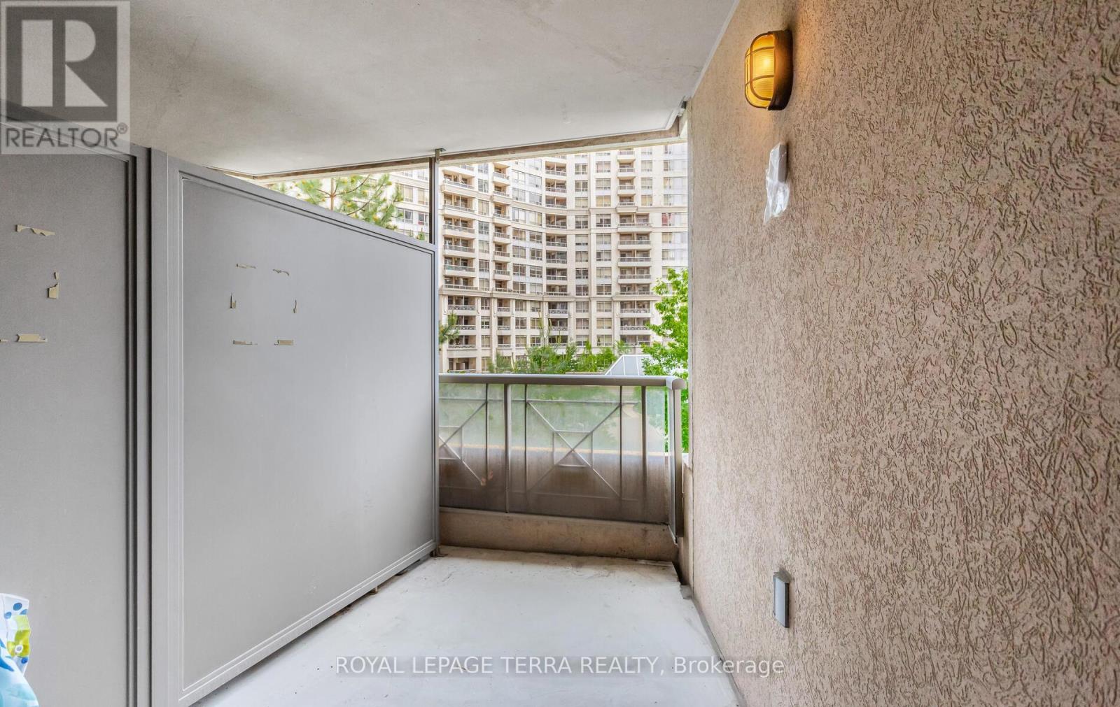 430 - 3888 Duke Of York Boulevard, Mississauga, Ontario  L5B 4P5 - Photo 19 - W12768122