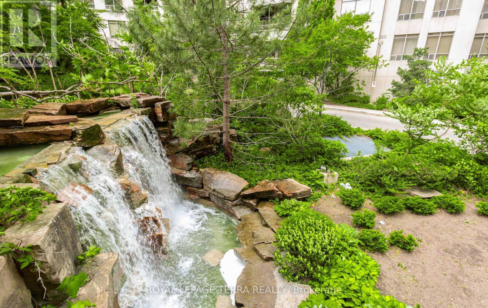 430 - 3888 Duke Of York Boulevard, Mississauga, Ontario  L5B 4P5 - Photo 20 - W12768122