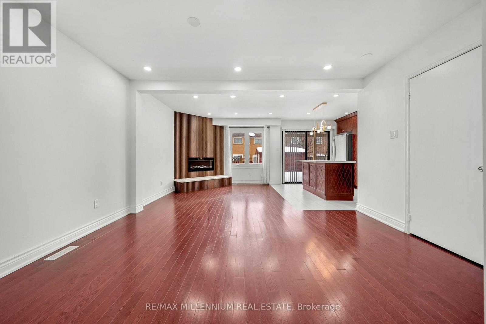 93 Gatesgill Street, Brampton, Ontario  L6X 3T1 - Photo 11 - W12768140