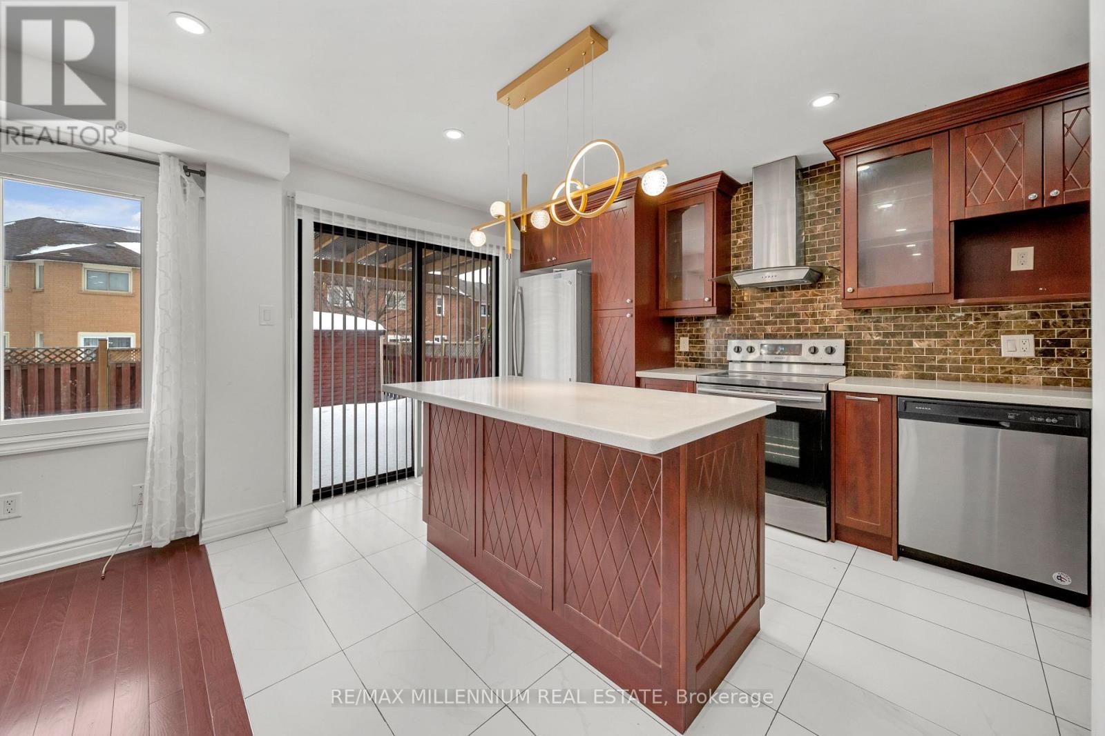 93 Gatesgill Street, Brampton, Ontario  L6X 3T1 - Photo 14 - W12768140