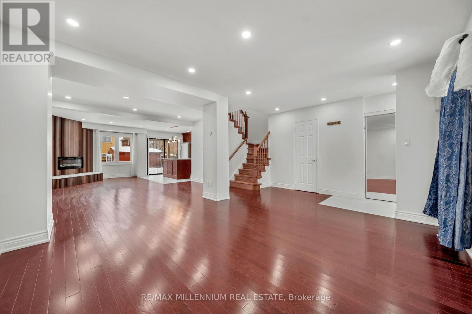 93 Gatesgill Street, Brampton, Ontario  L6X 3T1 - Photo 7 - W12768140