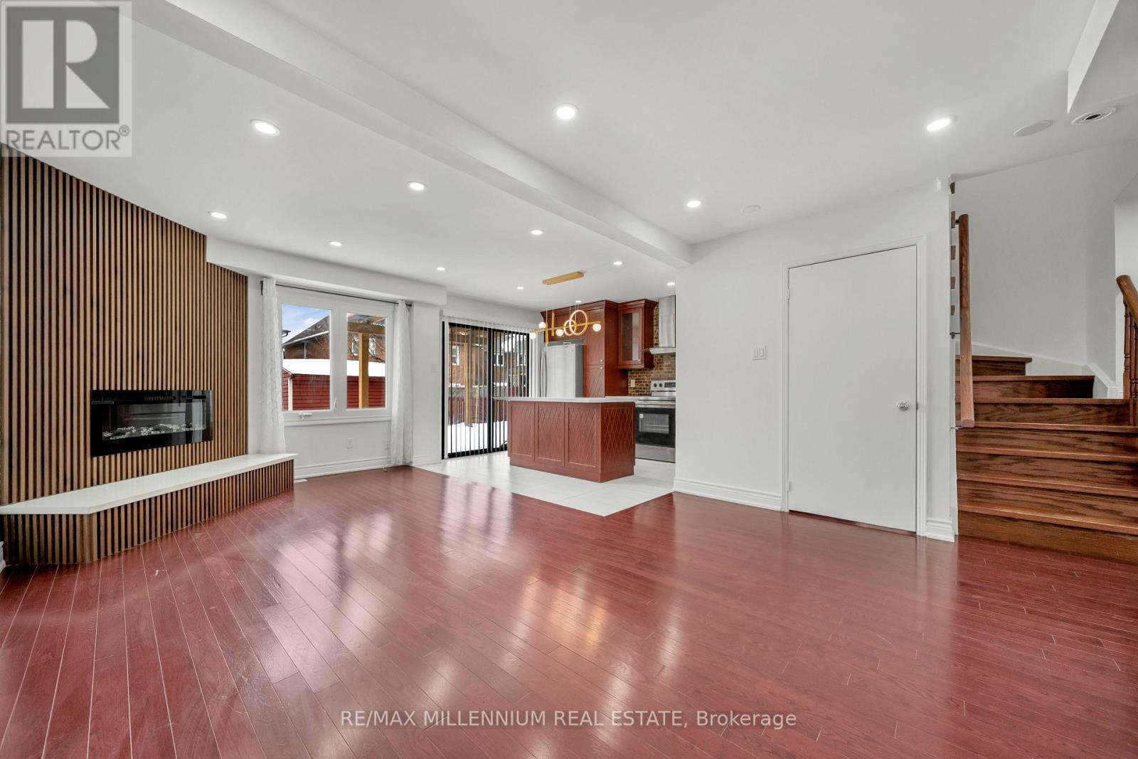 93 Gatesgill Street, Brampton, Ontario  L6X 3T1 - Photo 9 - W12768140