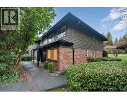 1109 235 KEITH ROAD, West Vancouver, British Columbia
