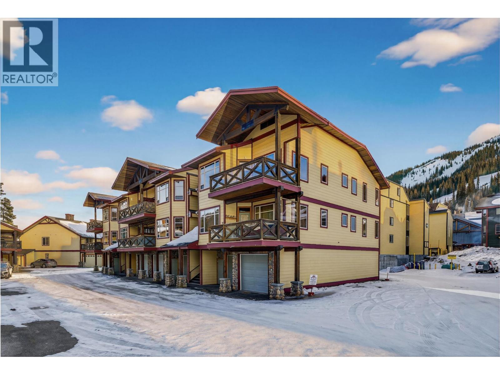 360 Strayhorse Road Unit# 19, Apex Mountain, British Columbia