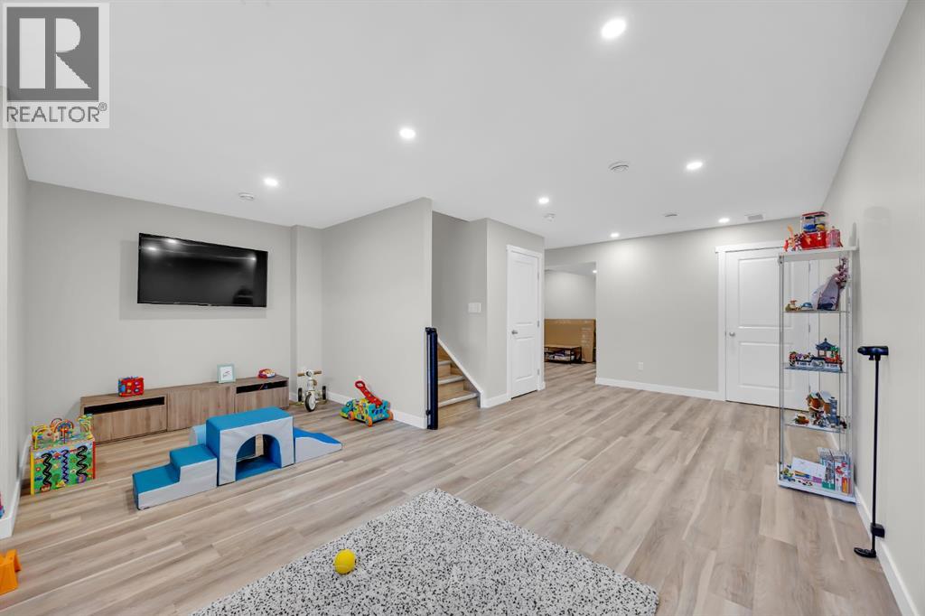 954 Mahogany Boulevard Se, Calgary, Alberta  T3M 2X3 - Photo 15 - A2283518