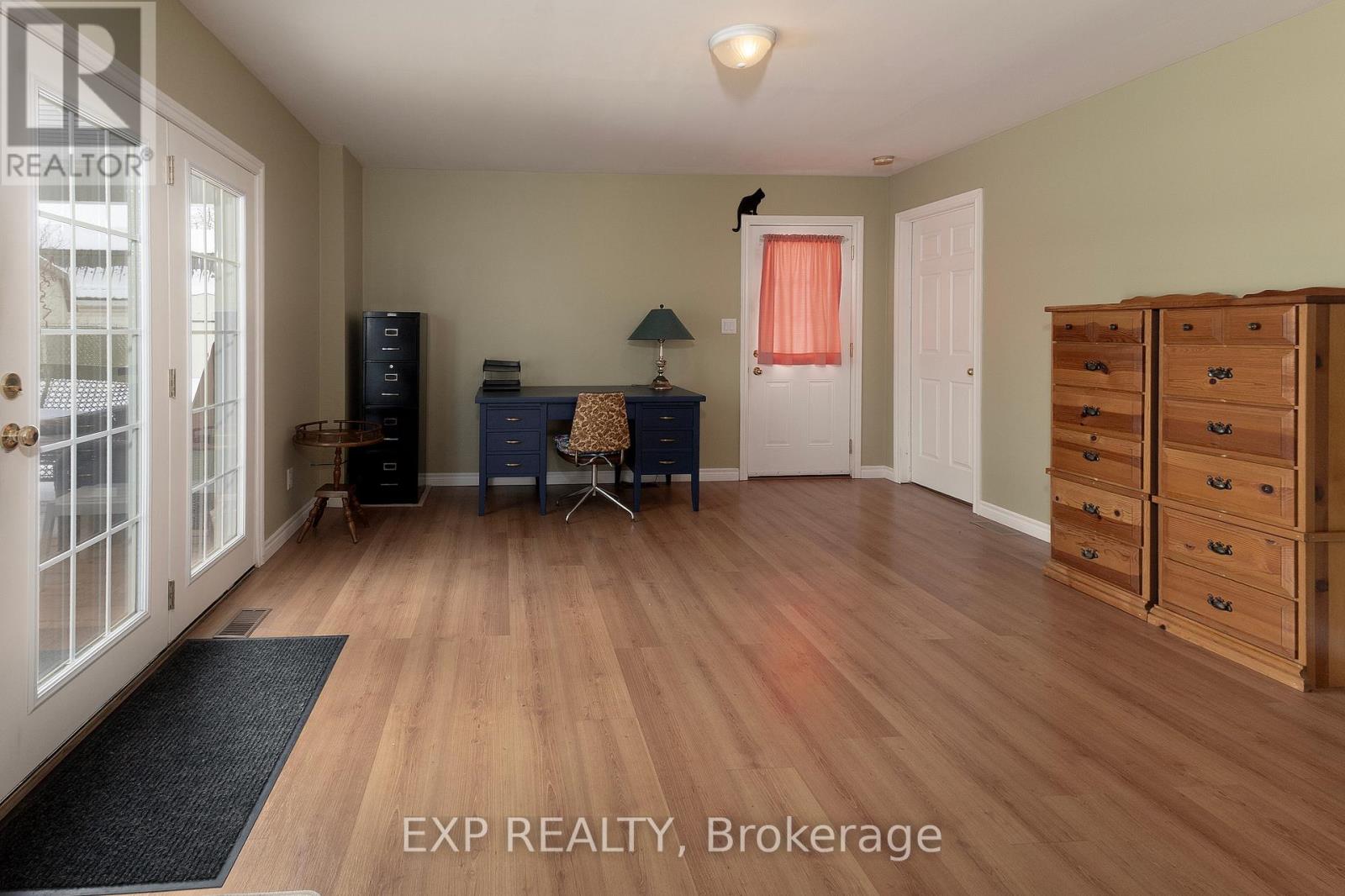 141 Dyer Street, Central Elgin, Ontario  N0L 1B0 - Photo 12 - X12768214