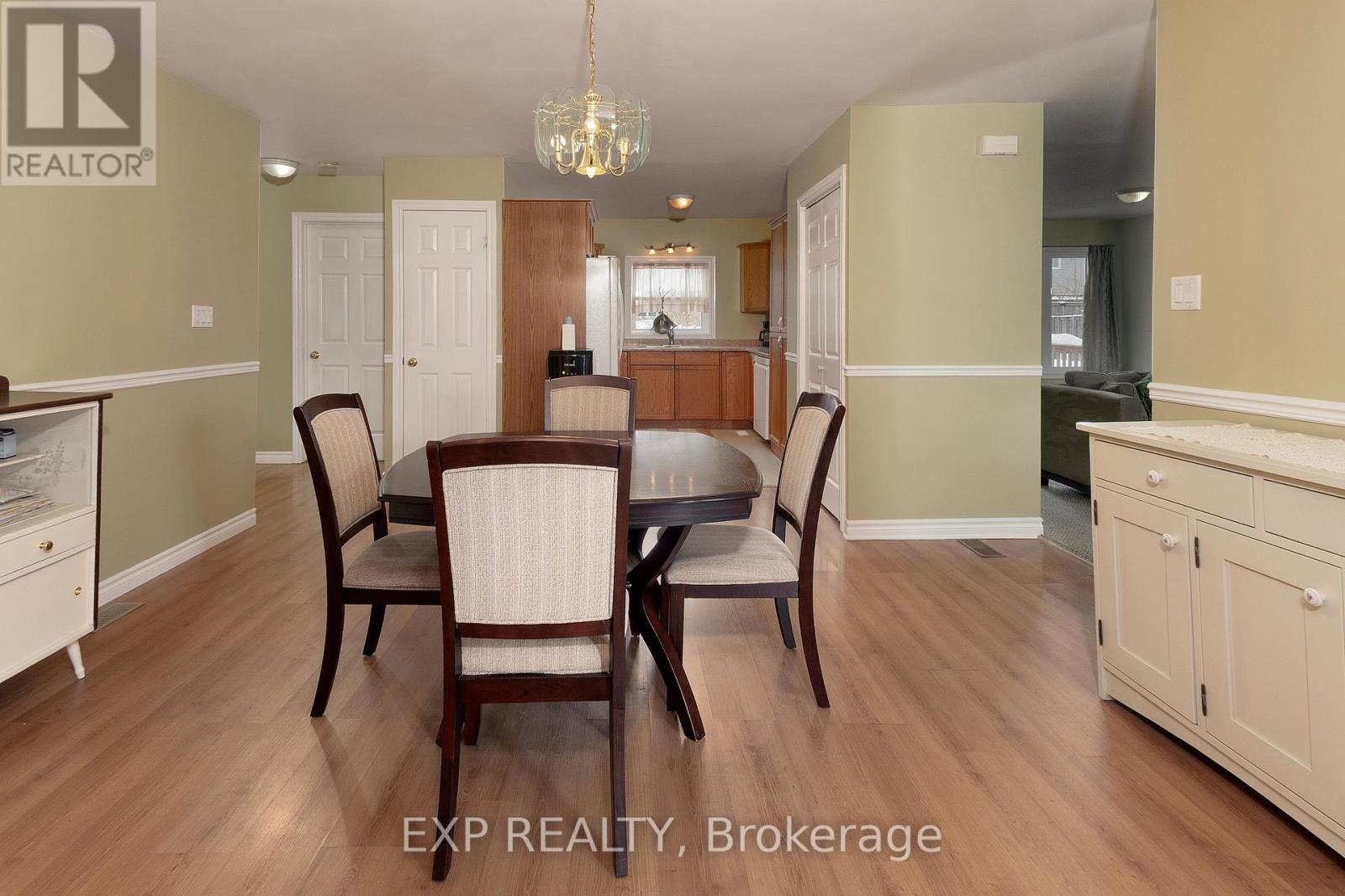 141 Dyer Street, Central Elgin, Ontario  N0L 1B0 - Photo 14 - X12768214