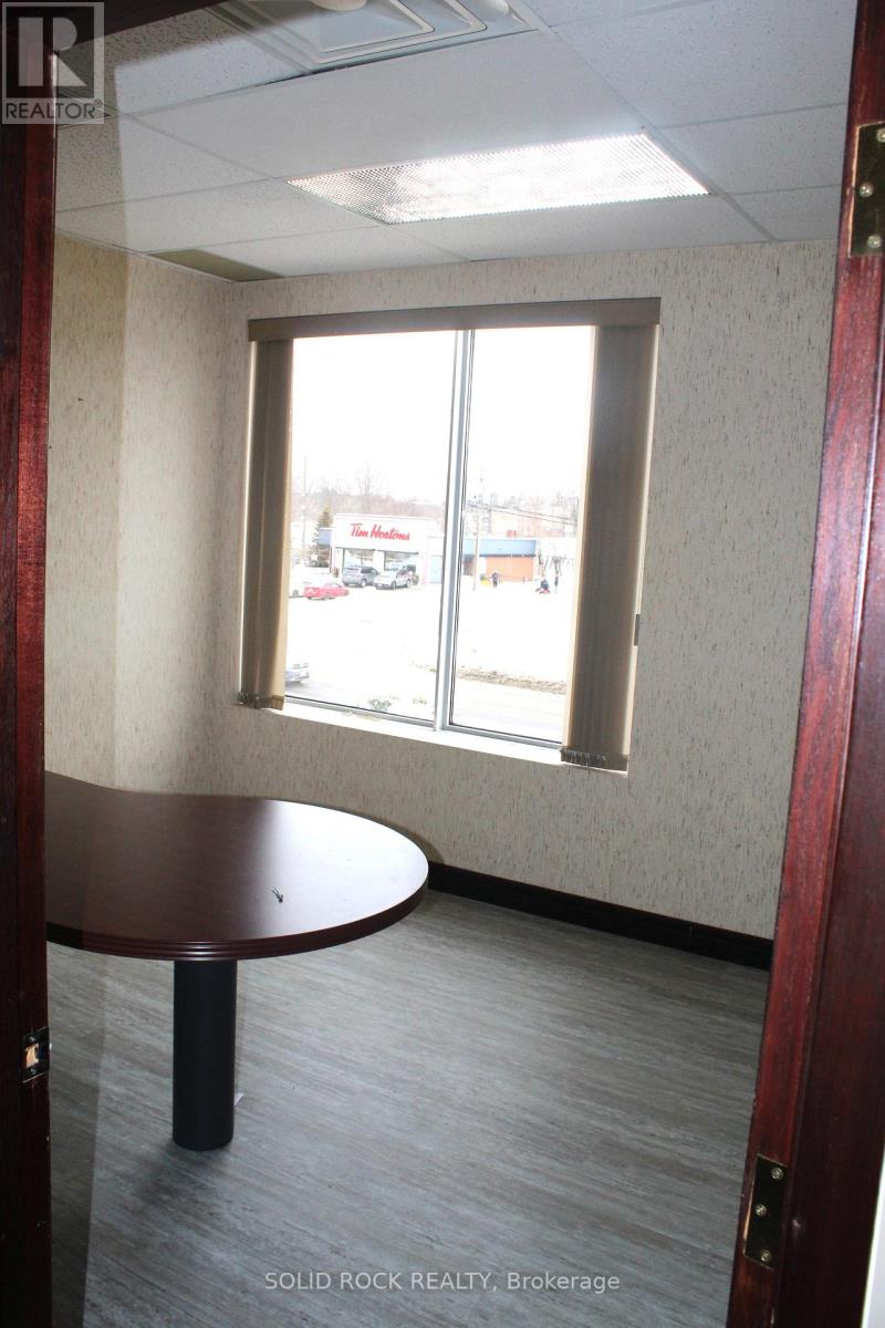 202 - 68 William Street, Brockville, Ontario  K6V 4V5 - Photo 9 - X12768170