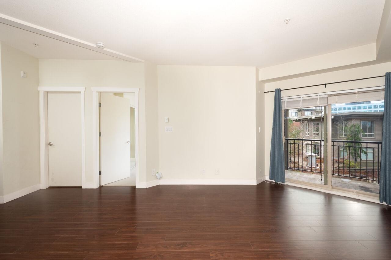 208 13468 King George Boulevard, Surrey, British Columbia  V3T 0H5 - Photo 8 - R3087258