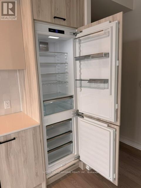 1107 - 1 Quarrington Lane, Toronto, Ontario  M3C 0S4 - Photo 12 - C12768166