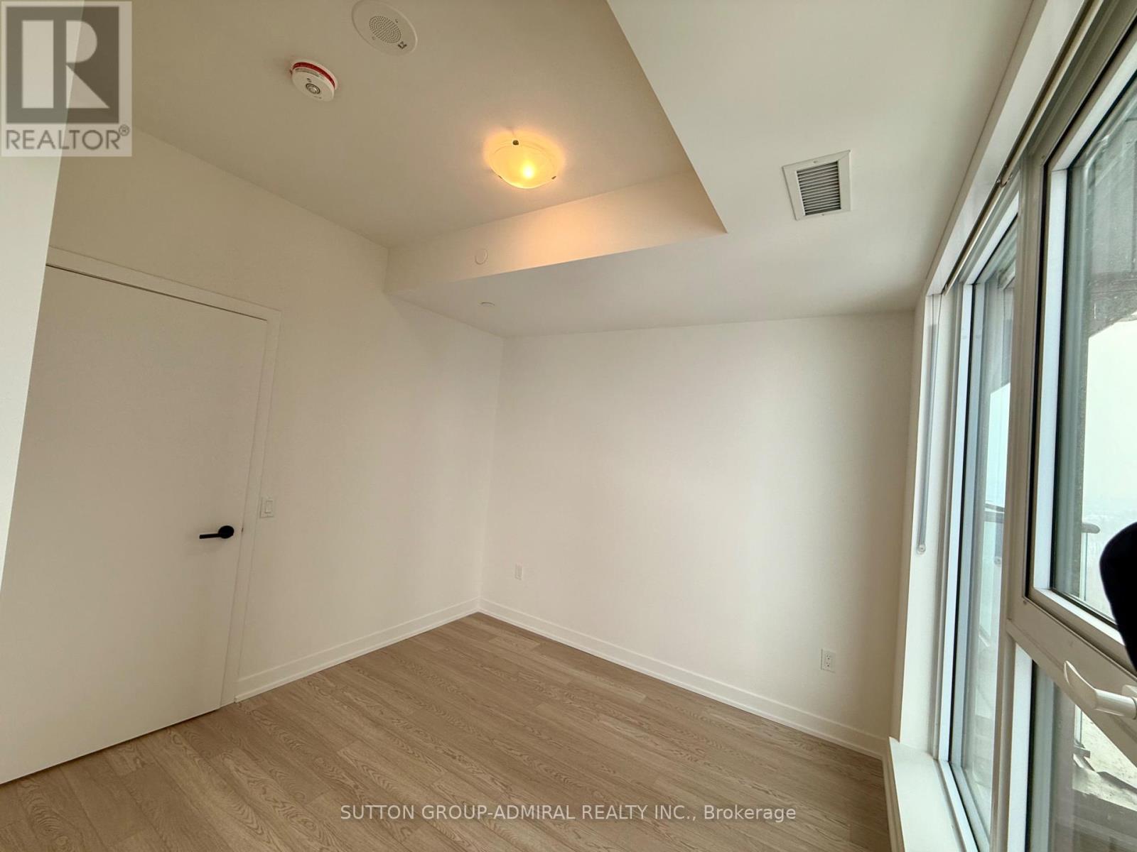 1107 - 1 Quarrington Lane, Toronto, Ontario  M3C 0S4 - Photo 17 - C12768166