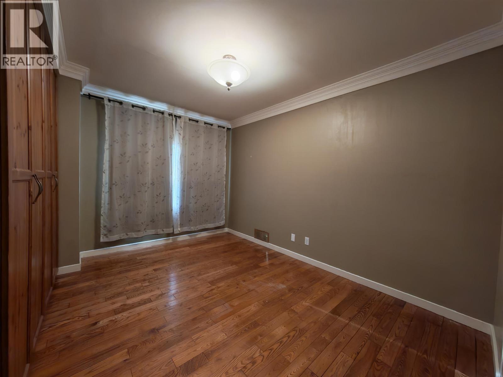 929 Sixth Street, New Westminster, British Columbia  V3L 3C8 - Photo 12 - R3087340