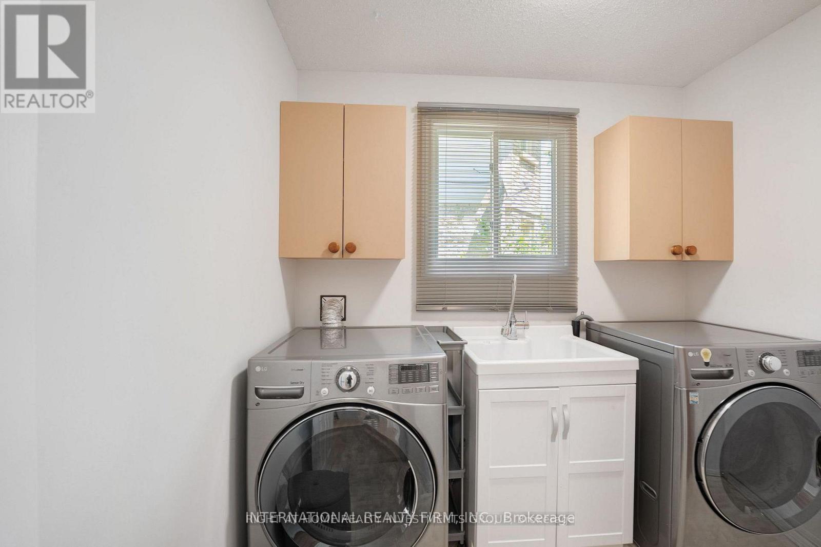 660 Whistler Drive N, Oshawa (Northglen), Ontario  L1J 7N7 - Photo 18 - E12768174