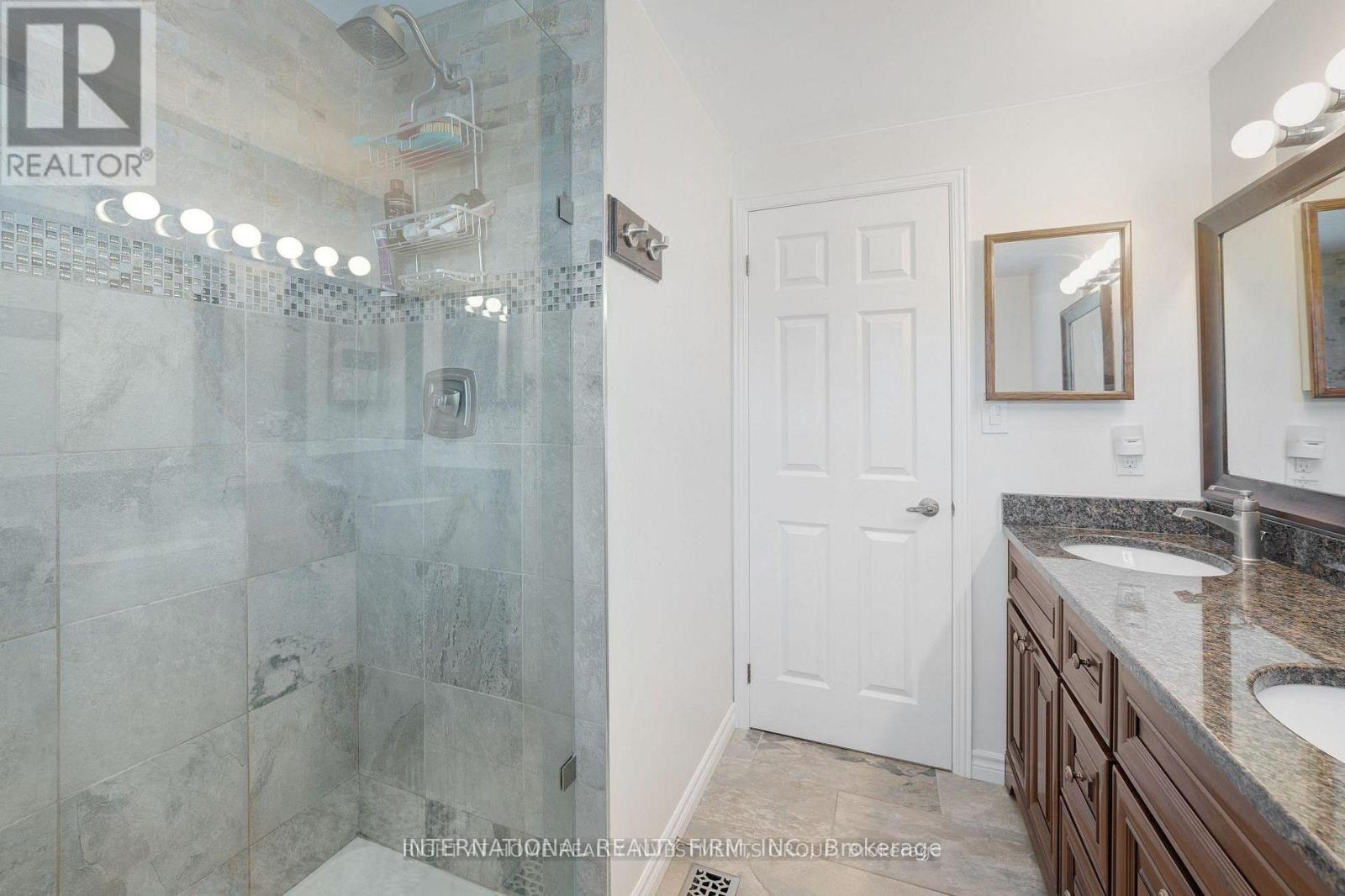 660 Whistler Drive N, Oshawa (Northglen), Ontario  L1J 7N7 - Photo 21 - E12768174