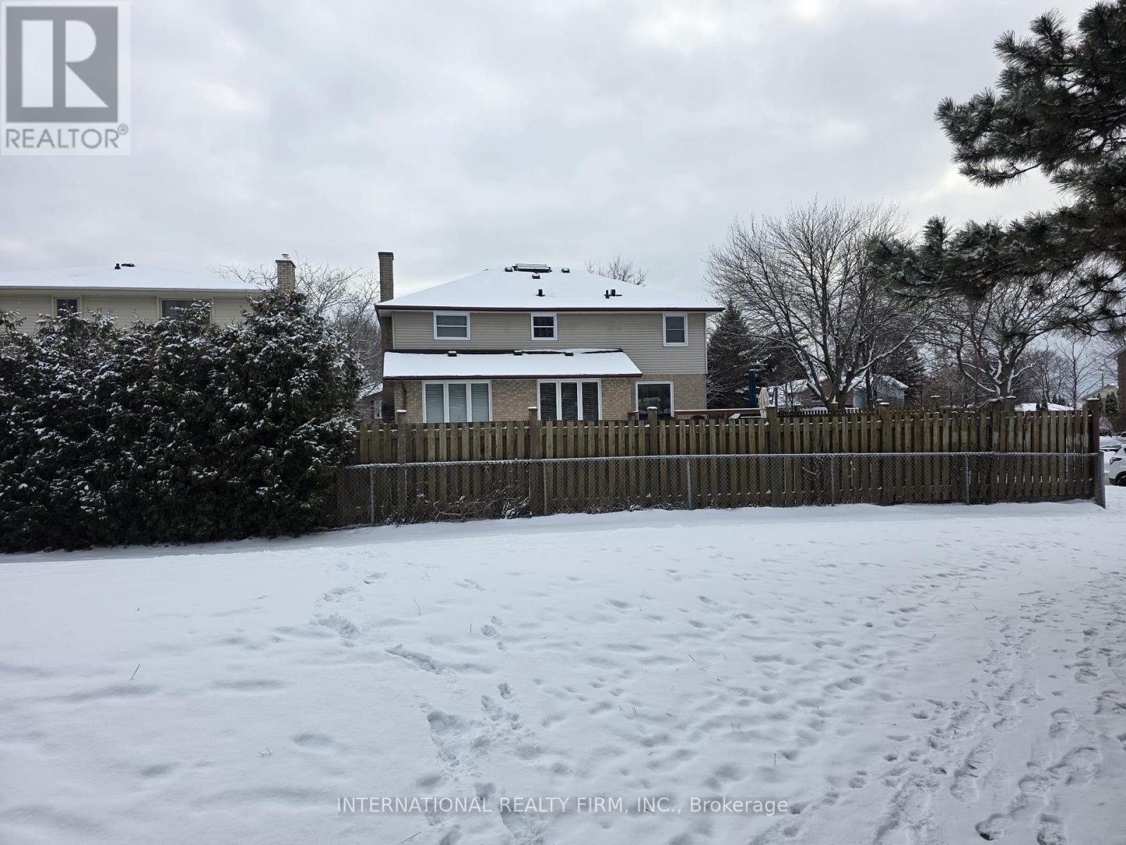 660 Whistler Drive N, Oshawa (Northglen), Ontario  L1J 7N7 - Photo 3 - E12768174