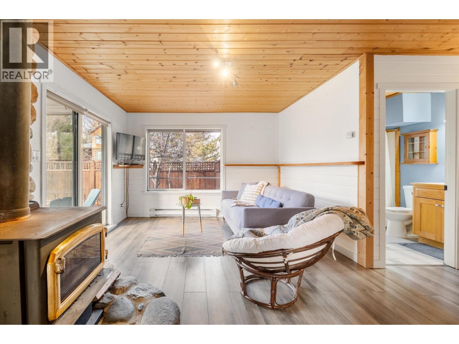 7407 Harrow Road, Pemberton, British Columbia  V0N 2L0 - Photo 22 - R3086510