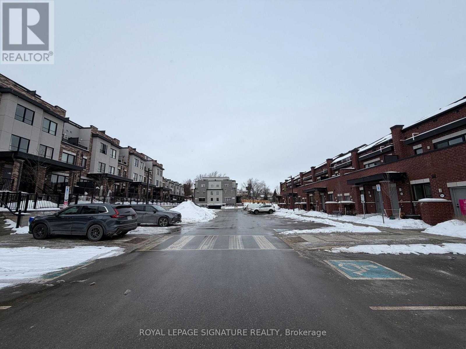 5 - 200 Dissette Street, Bradford West Gwillimbury (Bradford), Ontario  L3Z 4M2 - Photo 13 - N12768164