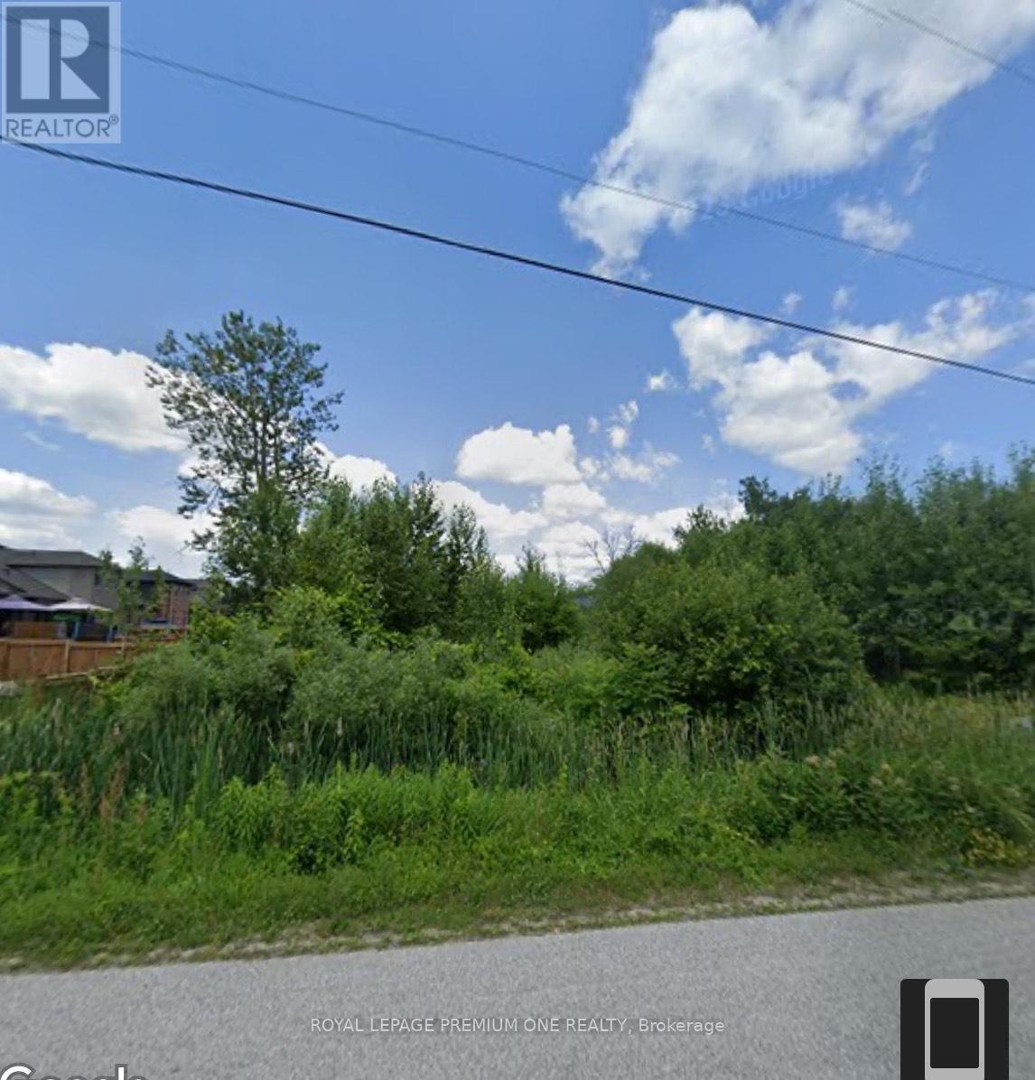 On - 944 Willow Street, Innisfil, Ontario  L0L 1C0 - Photo 3 - N12768172