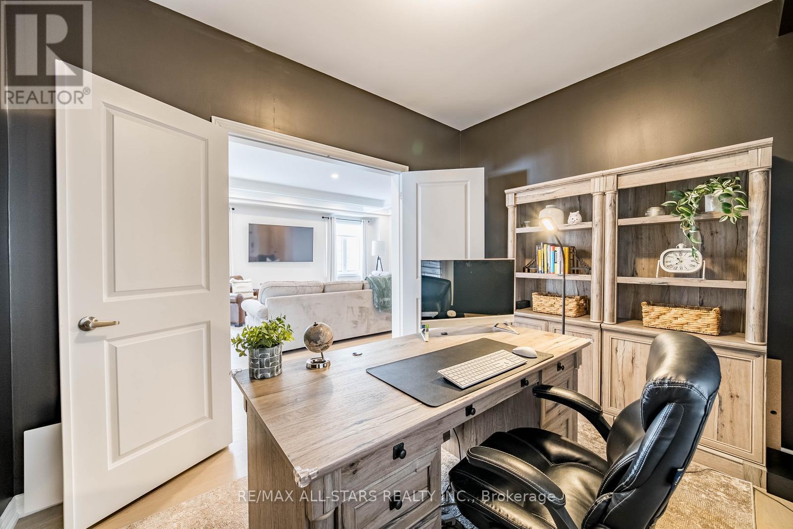 106 Conductor Avenue, Whitchurch-Stouffville, Ontario  L4A 4X5 - Photo 11 - N12768180