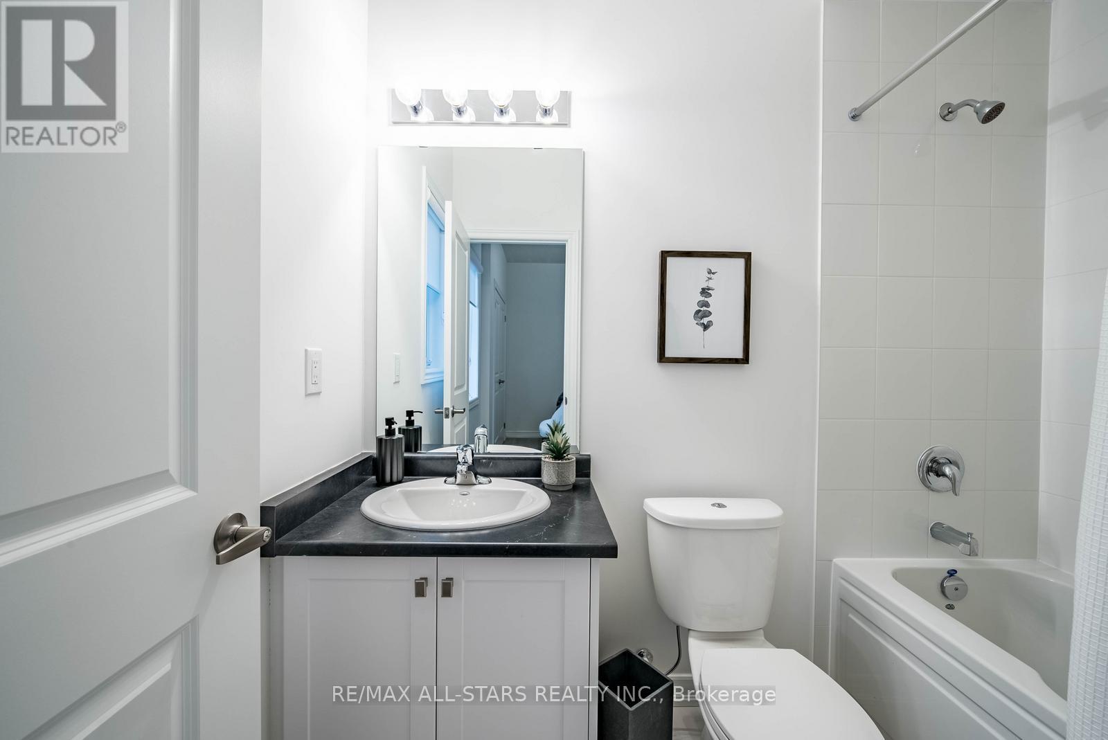 106 Conductor Avenue, Whitchurch-Stouffville, Ontario  L4A 4X5 - Photo 36 - N12768180