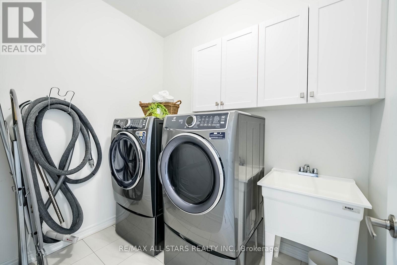 106 Conductor Avenue, Whitchurch-Stouffville, Ontario  L4A 4X5 - Photo 37 - N12768180