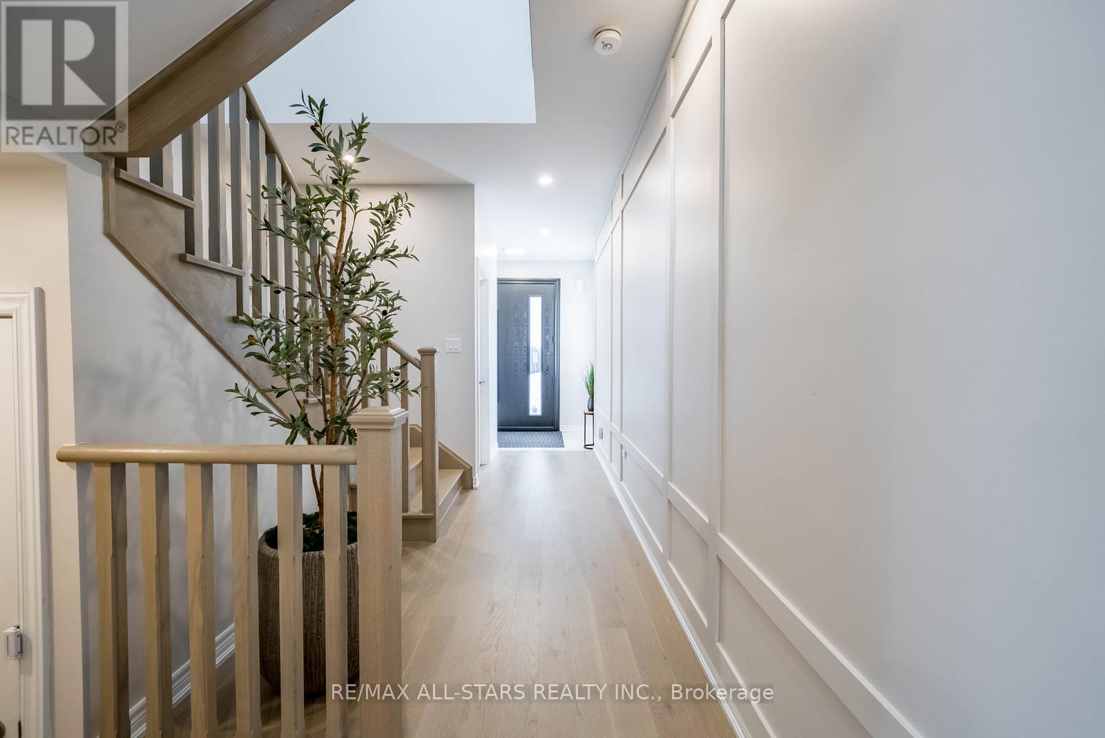 106 Conductor Avenue, Whitchurch-Stouffville, Ontario  L4A 4X5 - Photo 5 - N12768180