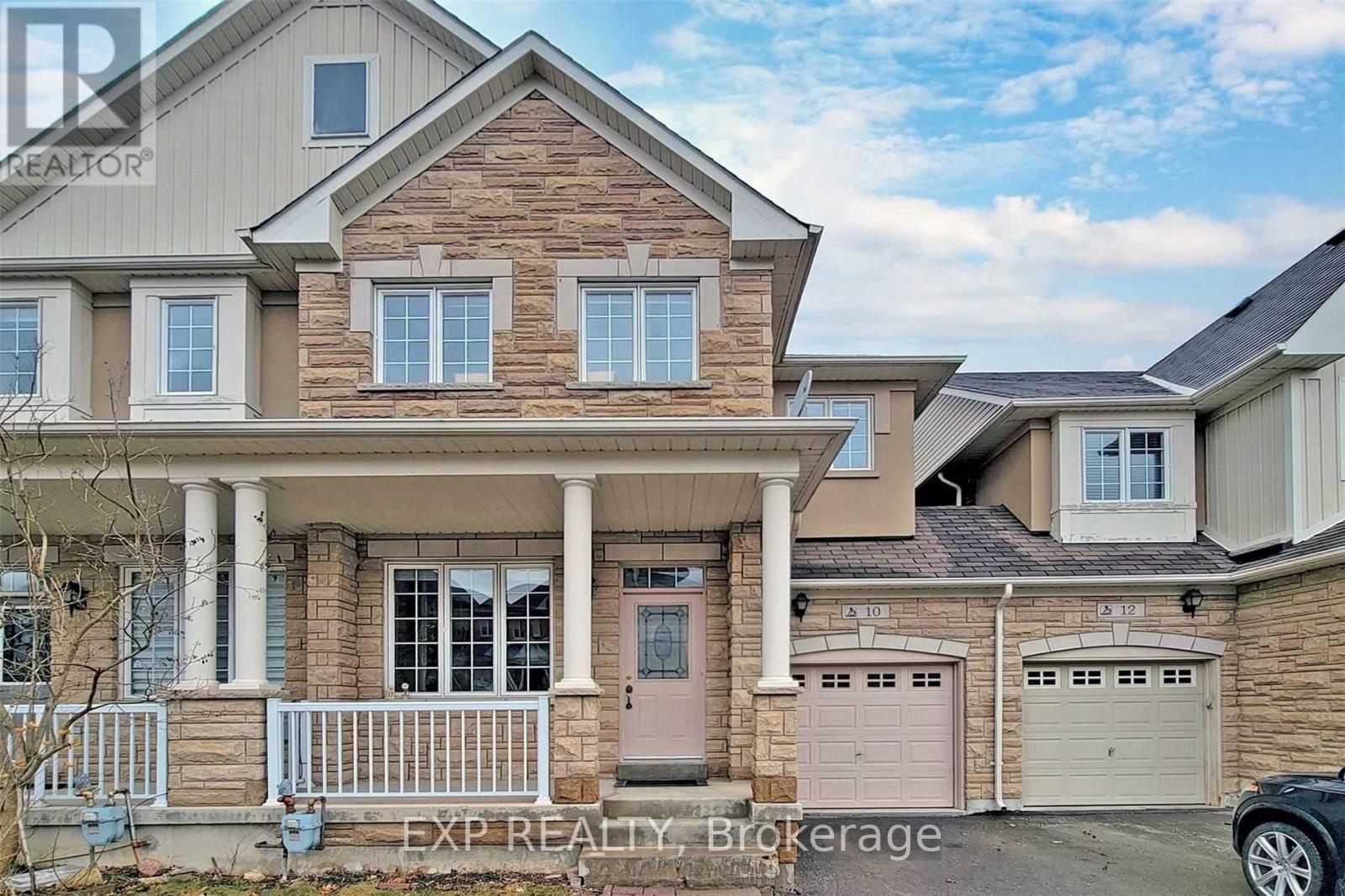 MAIN, 2ND - 10 BIRDSONGS STREET N, richmond hill (oak ridges lake wilcox), Ontario