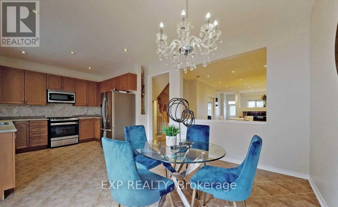 10 Birdsongs Street N, Richmond Hill, Ontario  L4E 5C8 - Photo 8 - N12768198